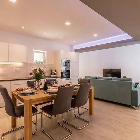 Apartman Nikola アパート
